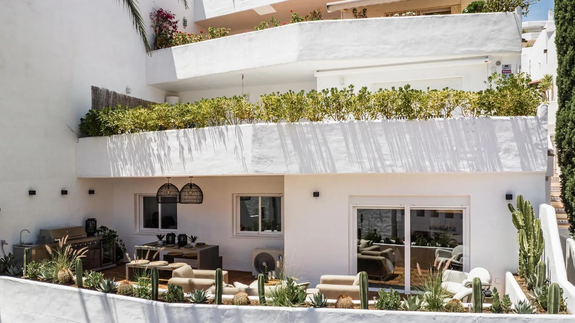 Super Stylish Apartment In Fantastic Location location